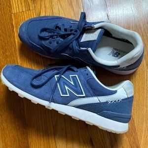 Blue New Balance 696